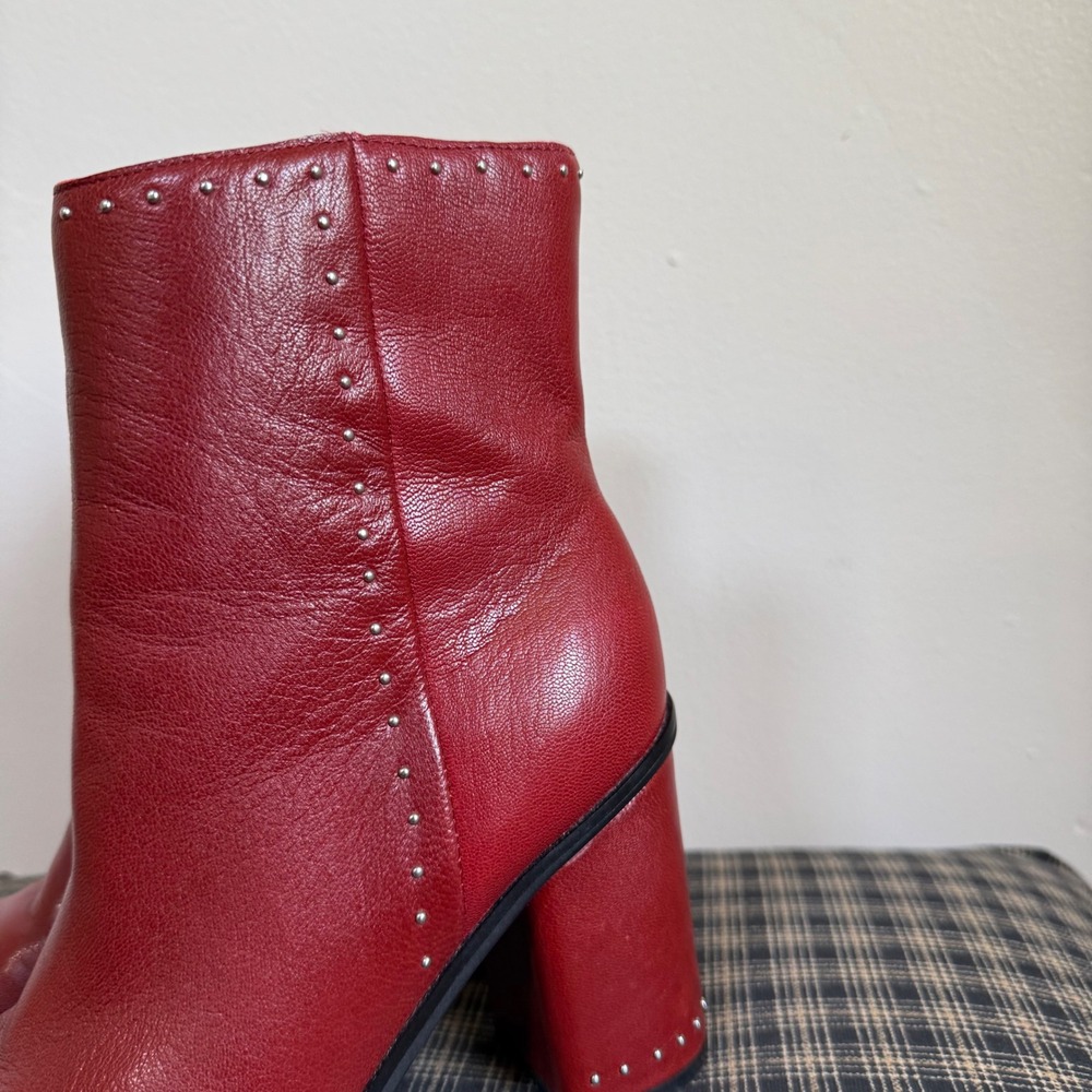 Marc Fisher Piazza Studded Red Leather Block Heel Ankle Boots Size 7M Red - Picture 3 of 8